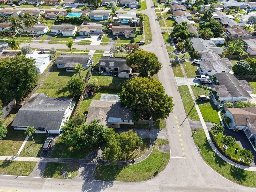 9370 NW 25th Court Sunrise FL 33322