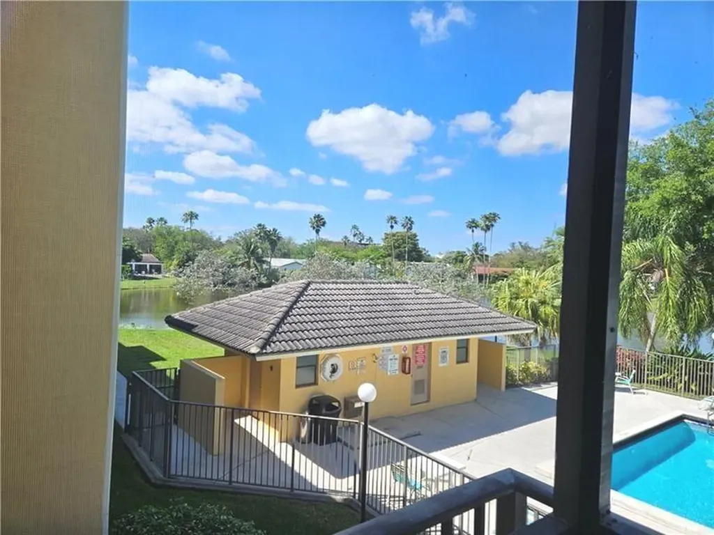 11453 NW 39th Court Coral Springs FL 33065