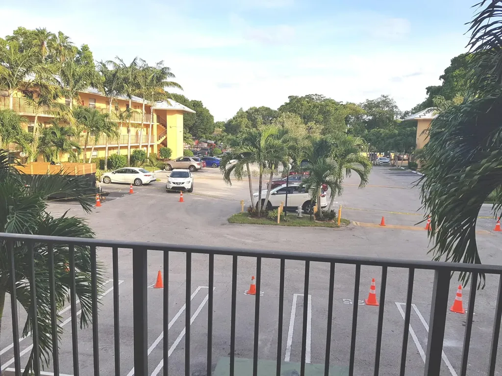 11453 NW 39th Court Coral Springs FL 33065
