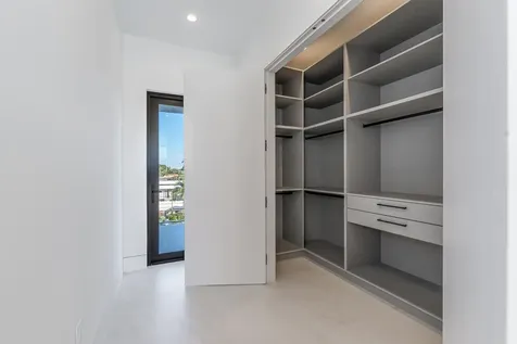 2612 NE 4th Street Pompano Beach FL 33062