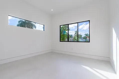2612 NE 4th Street Pompano Beach FL 33062