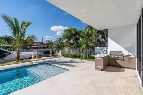 2612 NE 4th Street Pompano Beach FL 33062