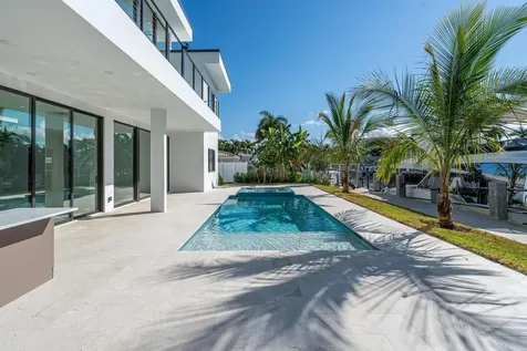 2612 NE 4th Street Pompano Beach FL 33062