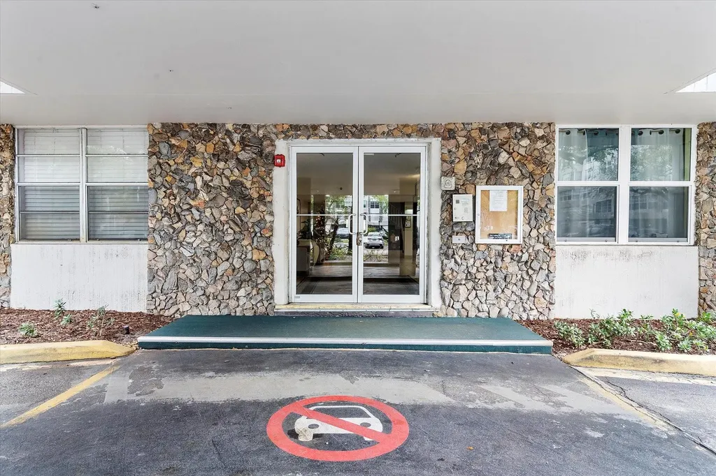 6500 Cypress Road Plantation FL 33317