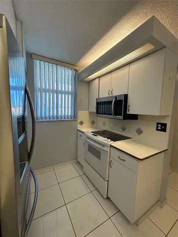 5300 NE 24th Terrace Fort Lauderdale FL 33308
