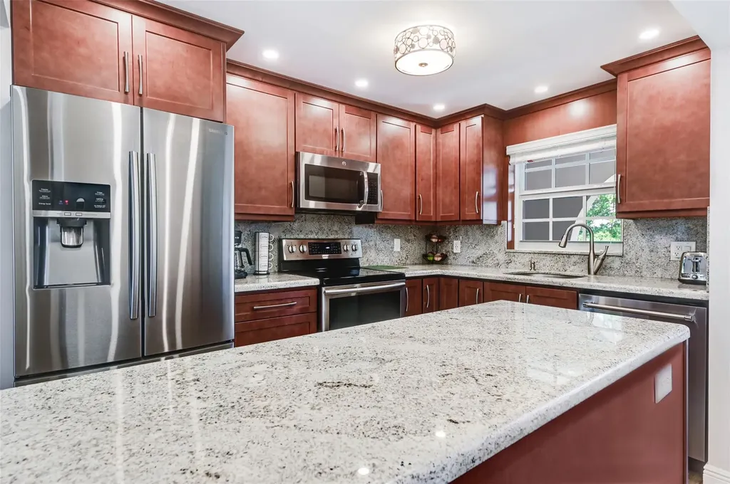 773 Jeffery Street Boca Raton FL 33487