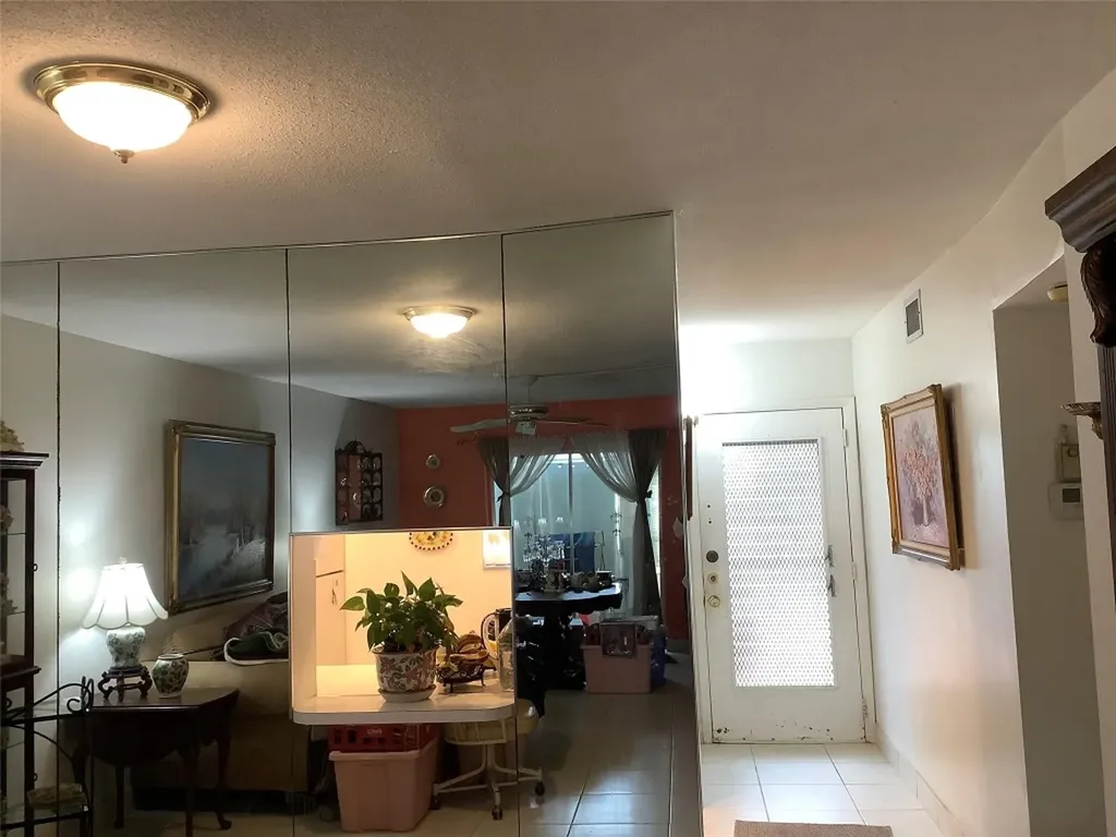 2300 NE 1st Lane Boynton Beach FL 33435