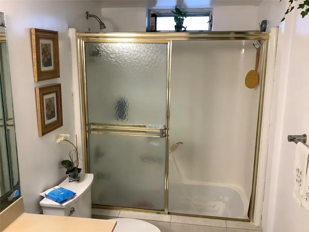 2300 NE 1st Lane Boynton Beach FL 33435