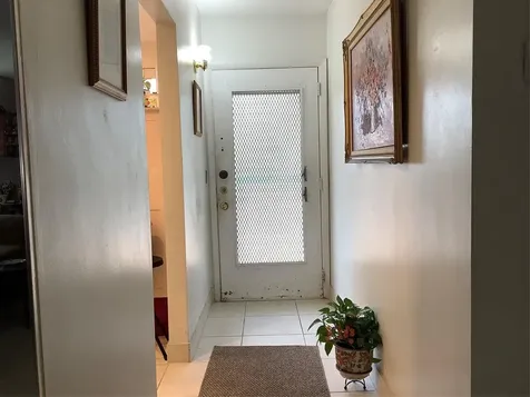 2300 NE 1st Lane Boynton Beach FL 33435