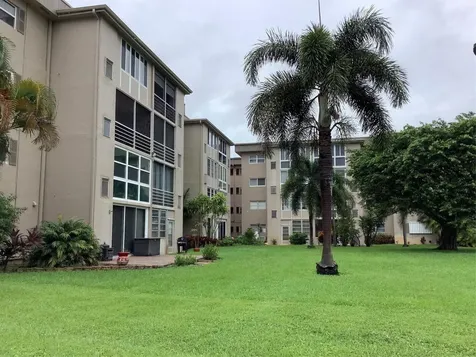 2300 NE 1st Lane Boynton Beach FL 33435
