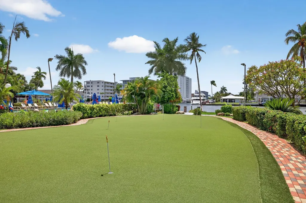 3233 NE 34th Street Fort Lauderdale FL 33308