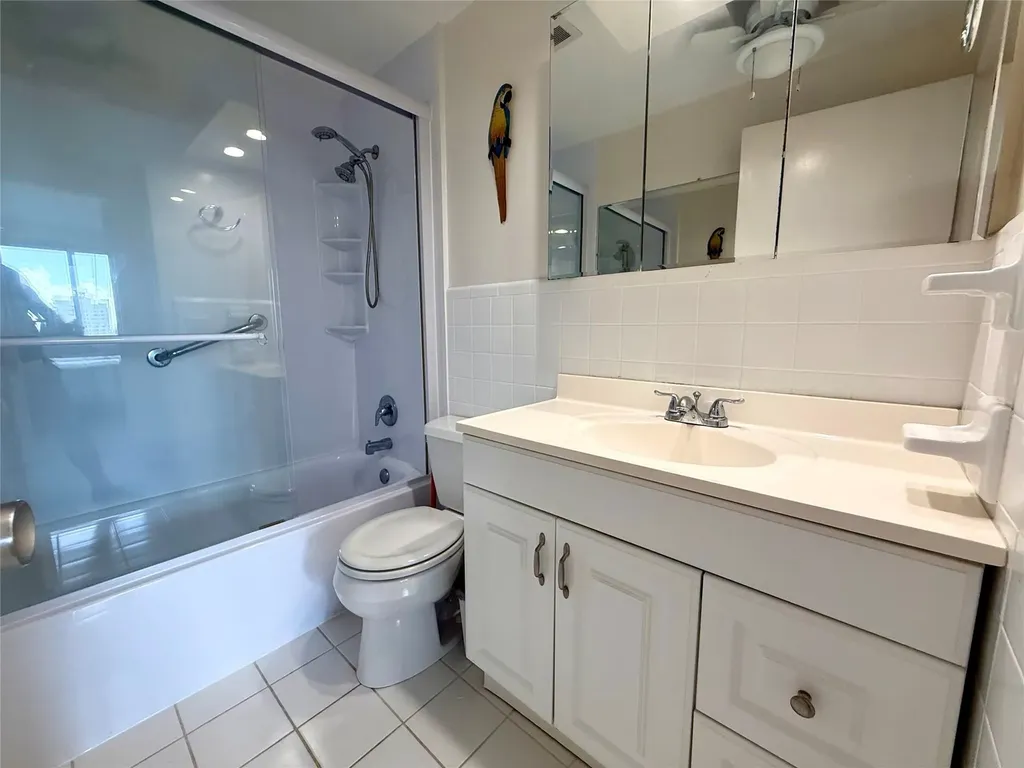 3233 NE 34th Street Fort Lauderdale FL 33308