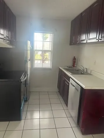 900 NE 26 Street Wilton Manors FL 33305