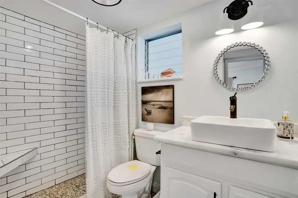 4848 NE 23 Avenue Fort Lauderdale FL 33308