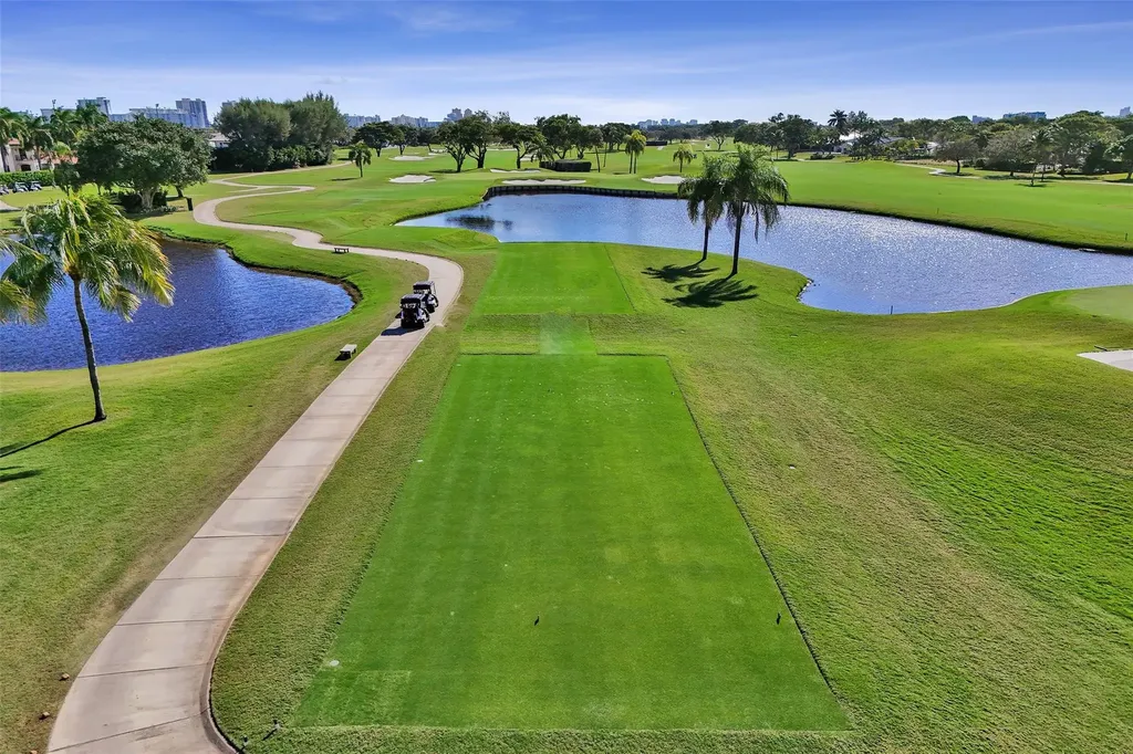 4848 NE 23 Avenue Fort Lauderdale FL 33308