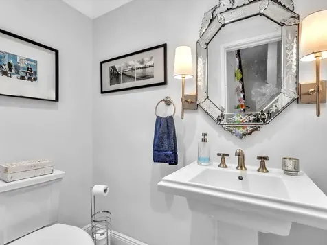 5 Middlesex Drive Wilton Manors FL 33305