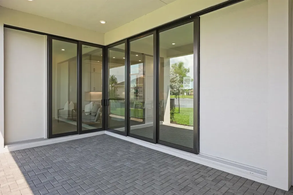 5303 Saint Armands Way Westlake FL 33470