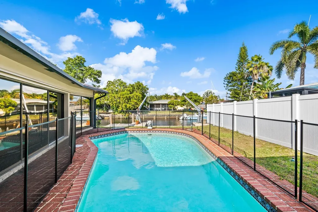 1601 NE 63rd Street Fort Lauderdale FL 33334