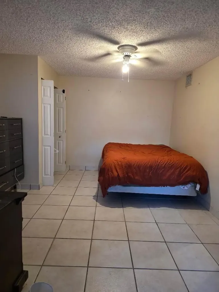 9444 NW 48th Street Sunrise FL 33351