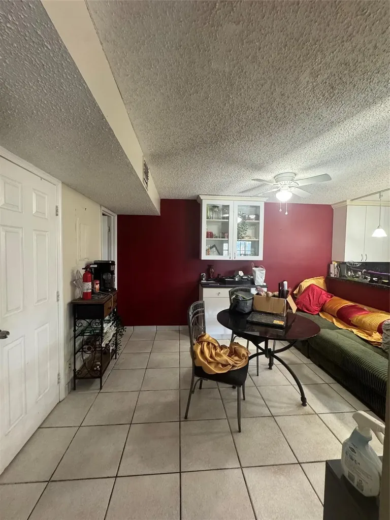 9444 NW 48th Street Sunrise FL 33351