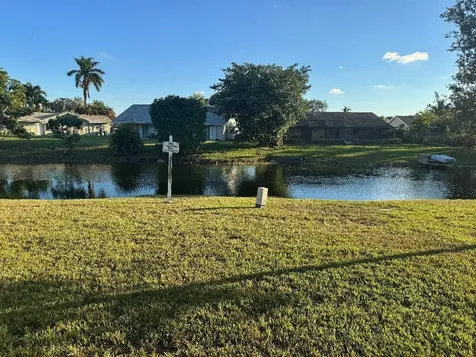 9444 NW 48th Street Sunrise FL 33351