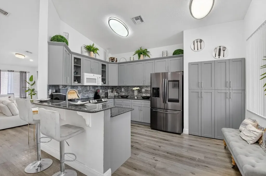 1023 Fairfax Circle Boynton Beach FL 33436