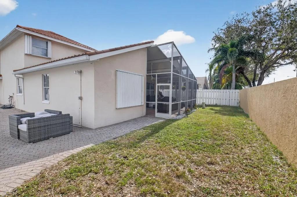 1023 Fairfax Circle Boynton Beach FL 33436
