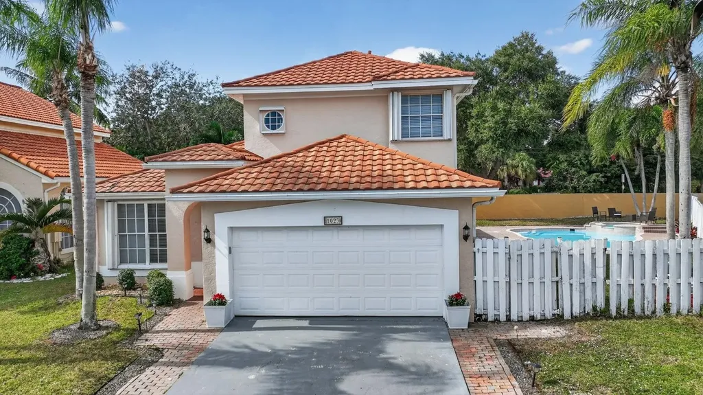 1023 Fairfax Circle Boynton Beach FL 33436