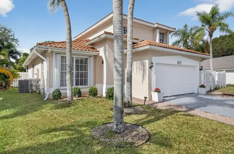 1023 Fairfax Circle Boynton Beach FL 33436