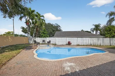 1023 Fairfax Circle Boynton Beach FL 33436