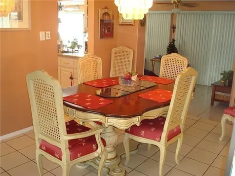 5809 NW 85th Avenue Tamarac FL 33321