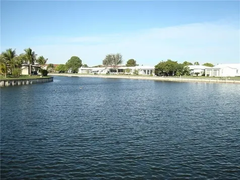 5809 NW 85th Avenue Tamarac FL 33321