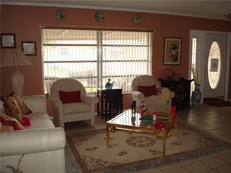5809 NW 85th Avenue Tamarac FL 33321