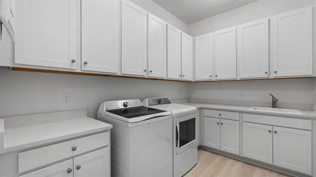5325 Hutchinson Way Westlake FL 33470