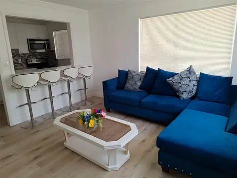684 NE 37th Street Oakland Park FL 33334