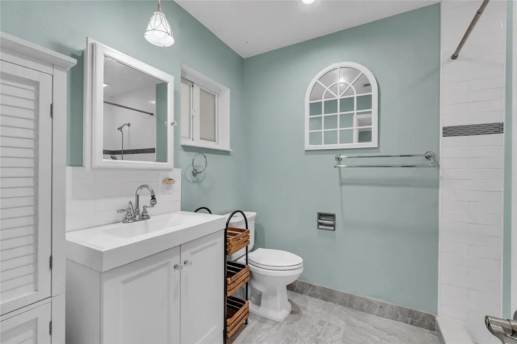 4541 NE 6th Terrace Deerfield Beach FL 33064