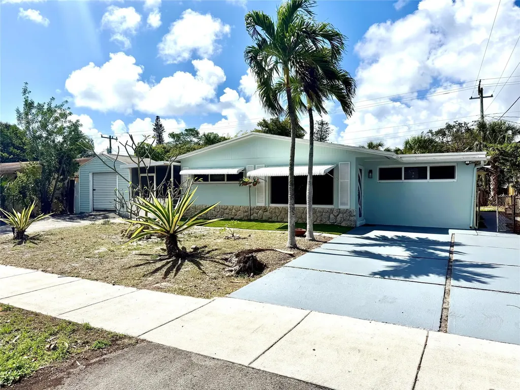 4541 NE 6th Terrace Deerfield Beach FL 33064