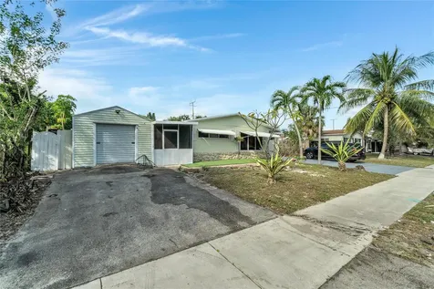 4541 NE 6th Terrace Deerfield Beach FL 33064