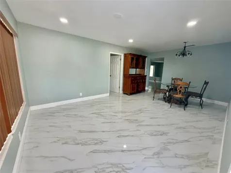 4541 NE 6th Terrace Deerfield Beach FL 33064