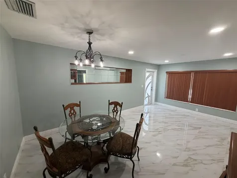 4541 NE 6th Terrace Deerfield Beach FL 33064
