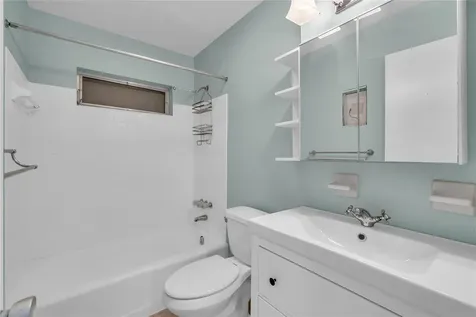 4541 NE 6th Terrace Deerfield Beach FL 33064