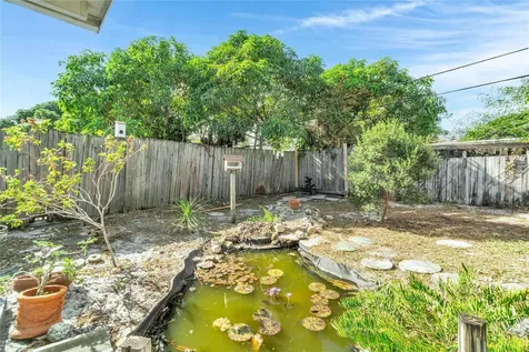 4541 NE 6th Terrace Deerfield Beach FL 33064