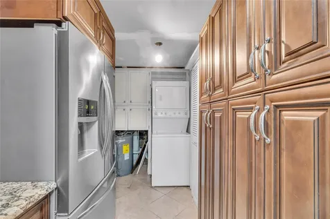 4541 NE 6th Terrace Deerfield Beach FL 33064