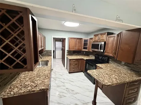 4541 NE 6th Terrace Deerfield Beach FL 33064