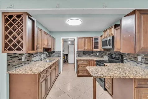 4541 NE 6th Terrace Deerfield Beach FL 33064