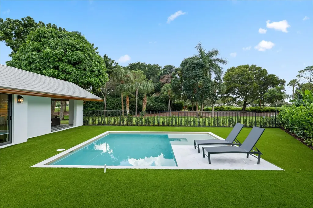 4456 Hickory Drive Palm Beach Gardens FL 33418