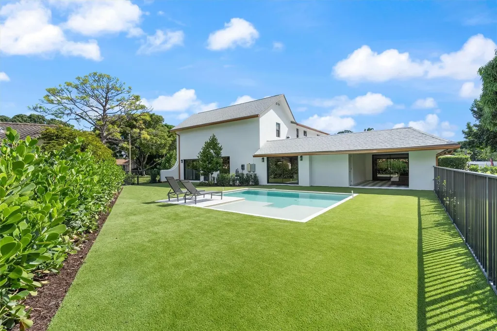 4456 Hickory Drive Palm Beach Gardens FL 33418