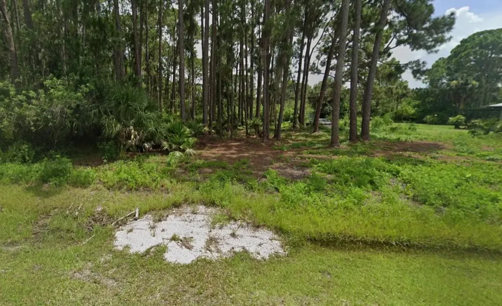 12203 Chamberlain Boulevard Port Charlotte FL 33953