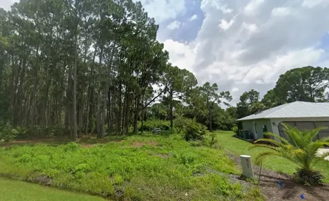 12203 Chamberlain Boulevard Port Charlotte FL 33953
