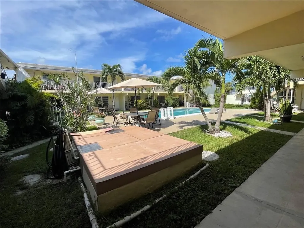 1012 SE 15th Street Fort Lauderdale FL 33316